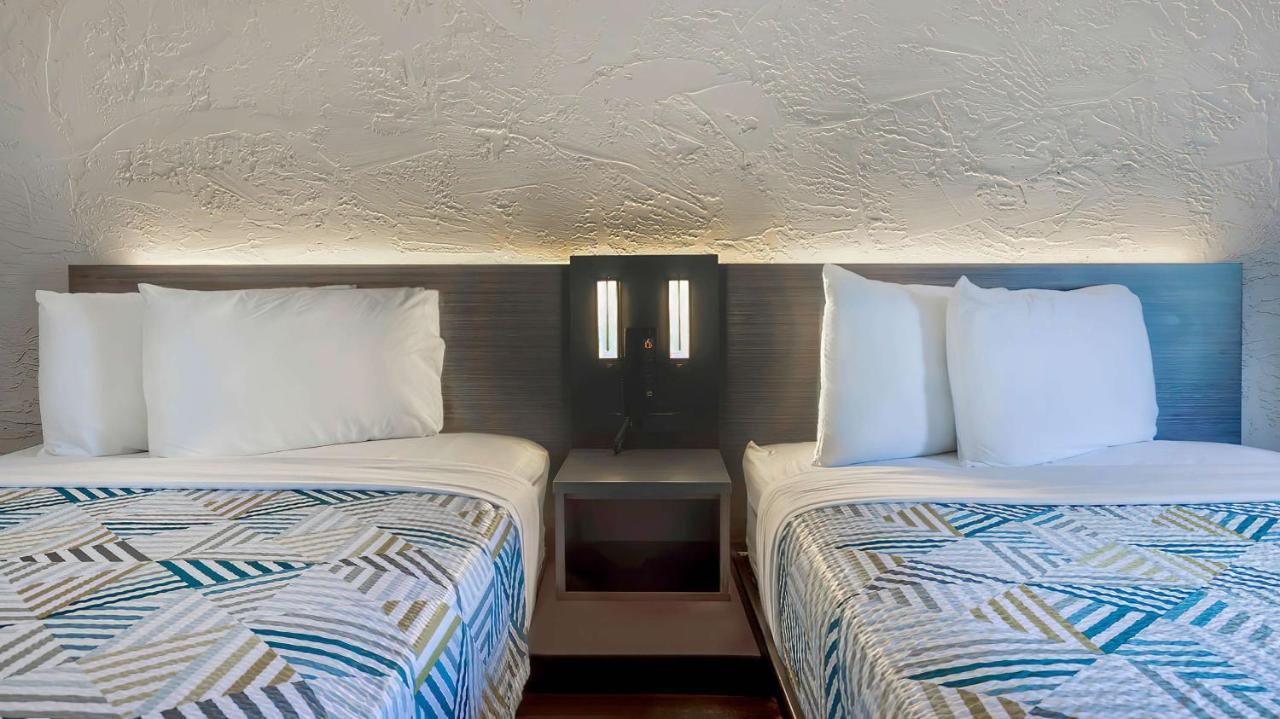 Motel 6-Milwaukee, Wi - Glendale Εξωτερικό φωτογραφία
