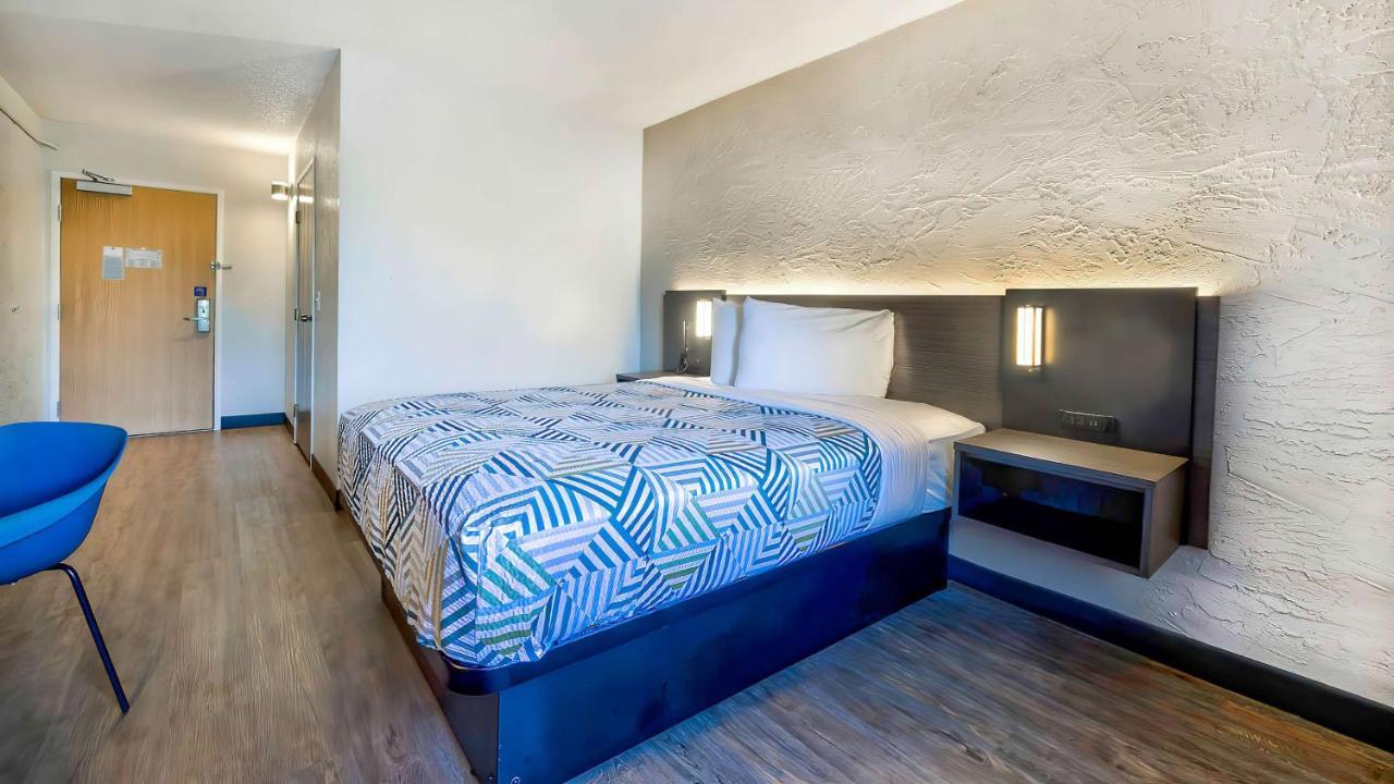 Motel 6-Milwaukee, Wi - Glendale Εξωτερικό φωτογραφία