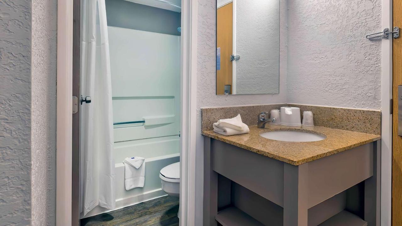 Motel 6-Milwaukee, Wi - Glendale Εξωτερικό φωτογραφία