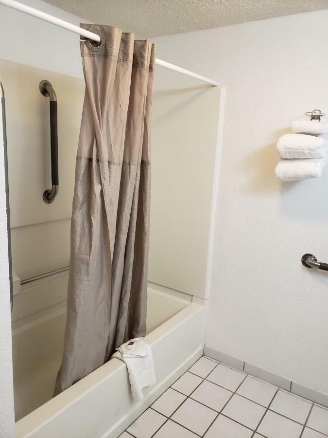 Motel 6-Milwaukee, Wi - Glendale Εξωτερικό φωτογραφία